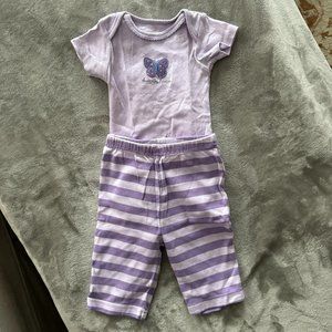 EUC Carter's Purple 2 Piece Baby Set Sz 3 mos